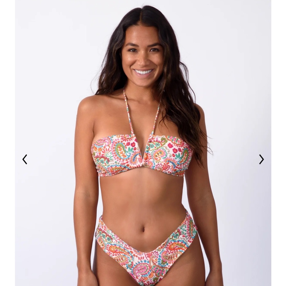 Skatie swim top - Luli top - size small - bora bora pattern